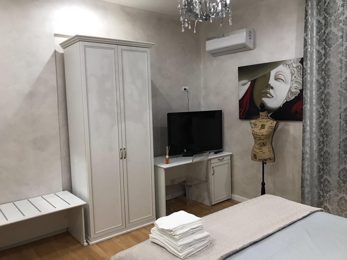 Donna Margharet Bed & Breakfast โครโตเน ภายนอก รูปภาพ
